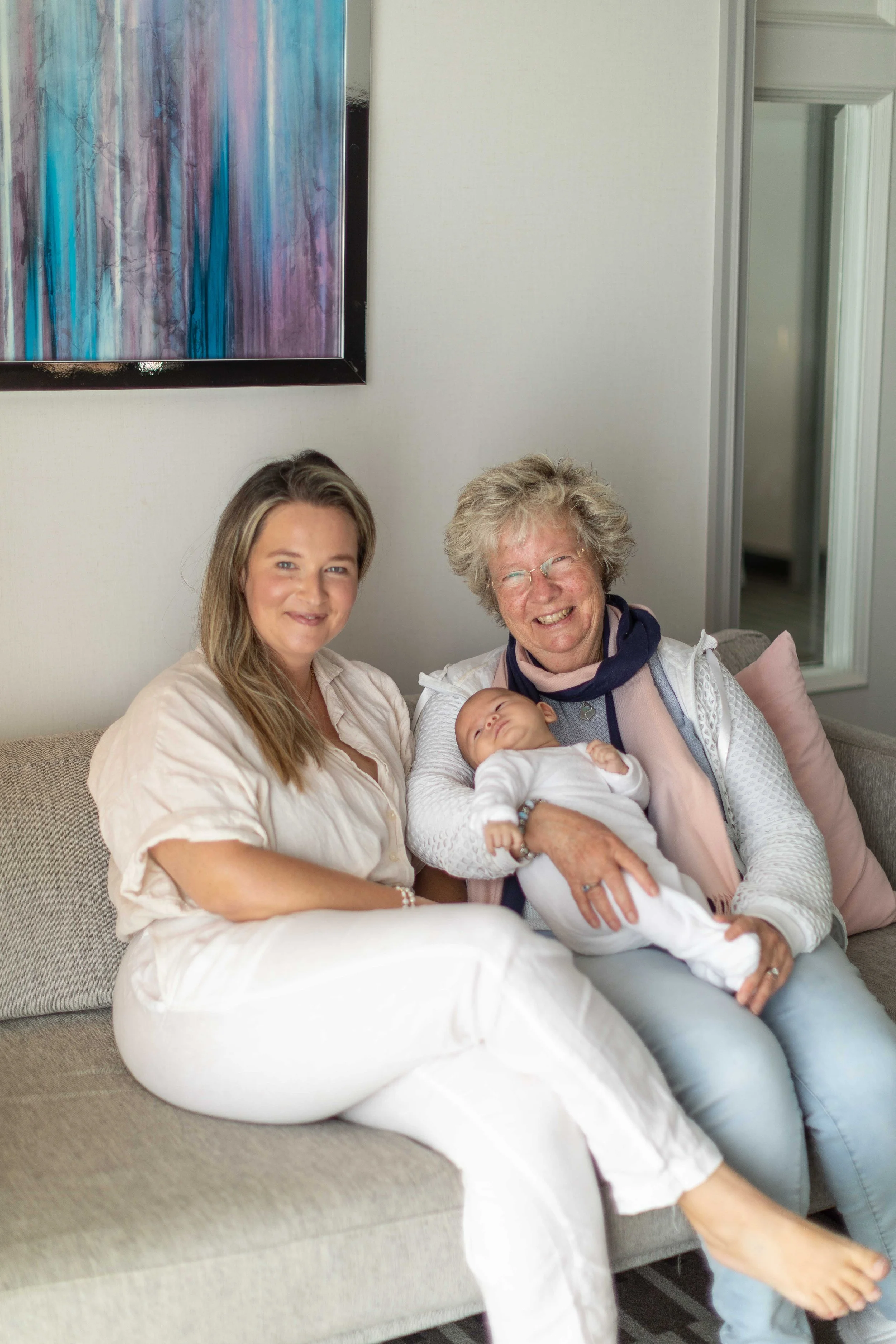 The Ultimate Gift for New Parents: Why Busy Grandparents Are Choosing a Postpartum Hotel